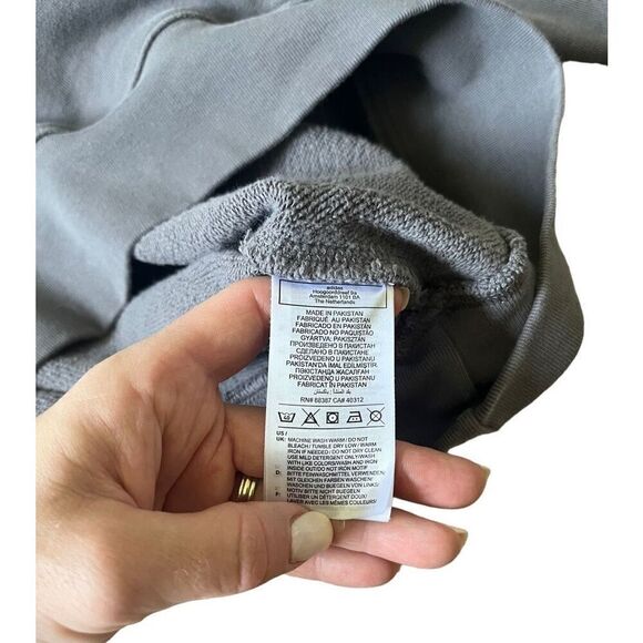 Adidas X Peloton Crew Sweatshirt unisex Size Medium Granie Gray - Picture 13 of 13